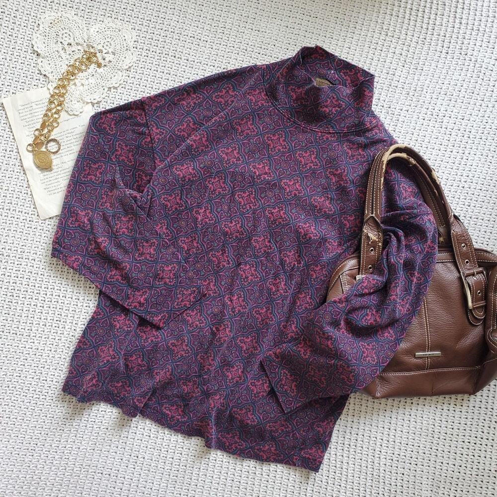 Vintage eddie bauer long sleeve pattern turtleneck